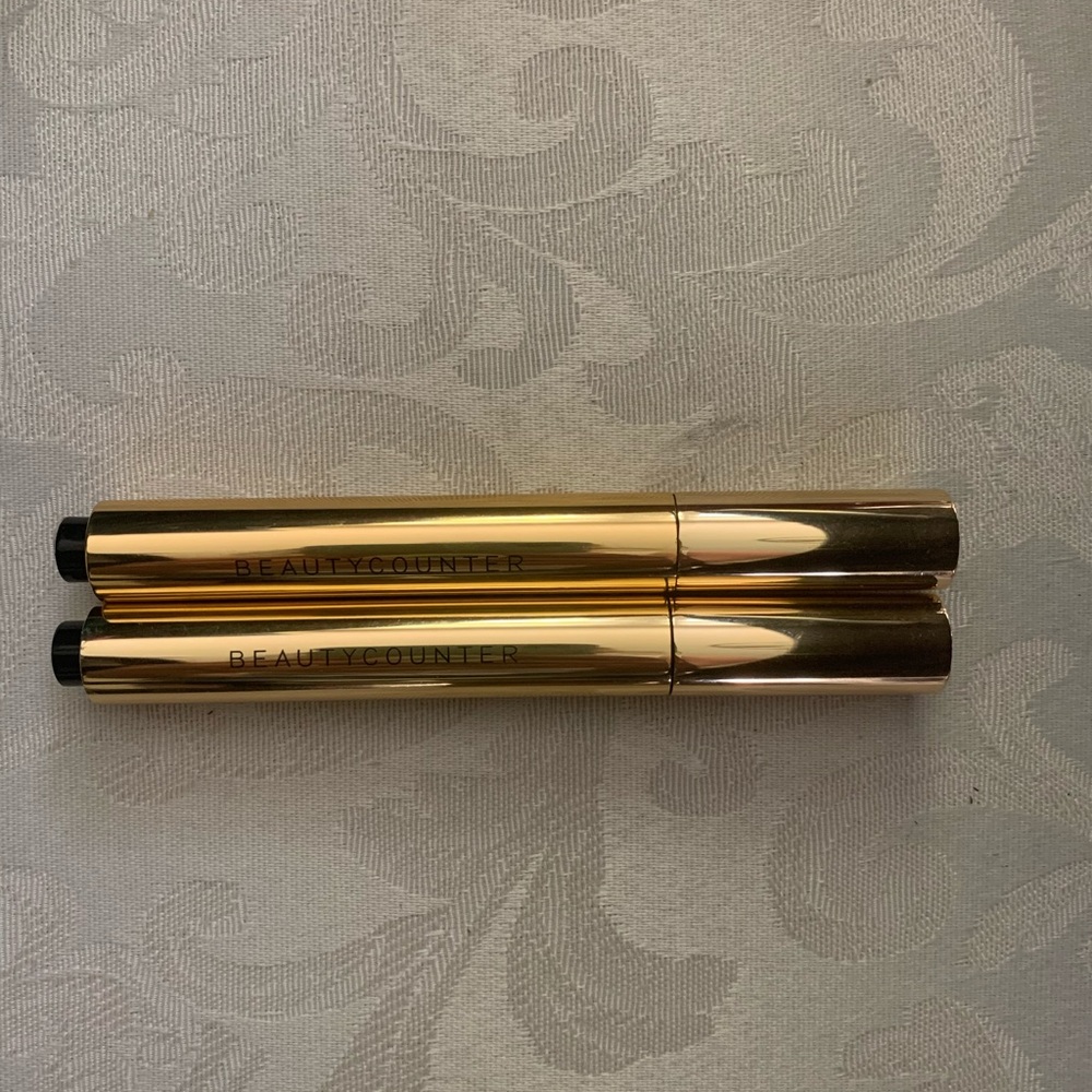 Bundle of Two BeautyCounter Concealer - Light